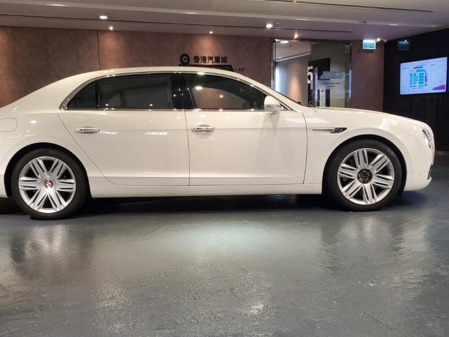 FLYING SPUR V8 - Image 2