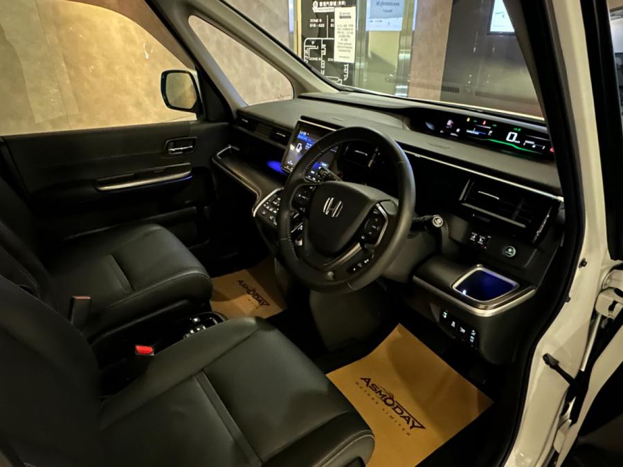 Stepwgn Hybrid  EX Cool Mugen - Image 2