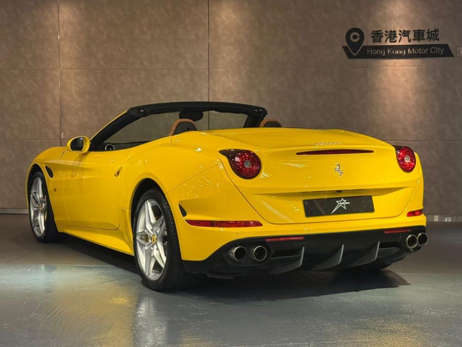 California T - Image 2