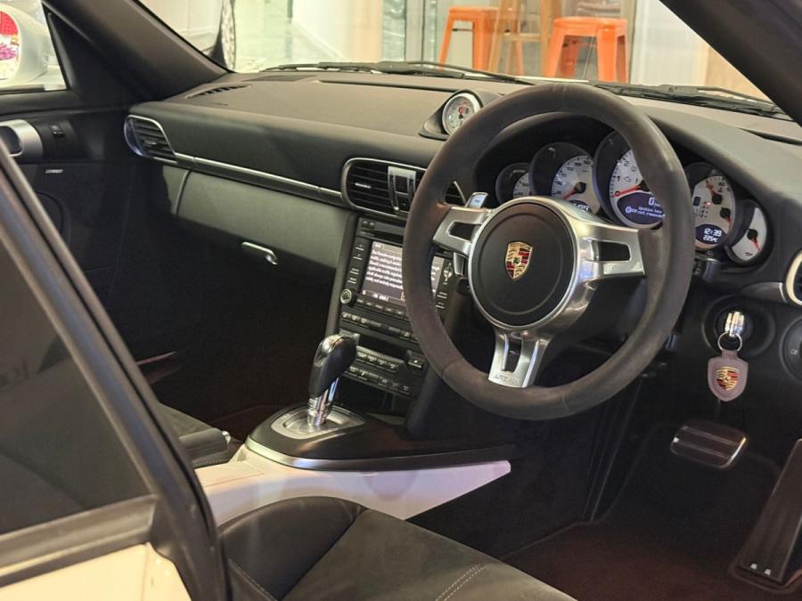 911 Carrera GTS 997.2 - Image 3