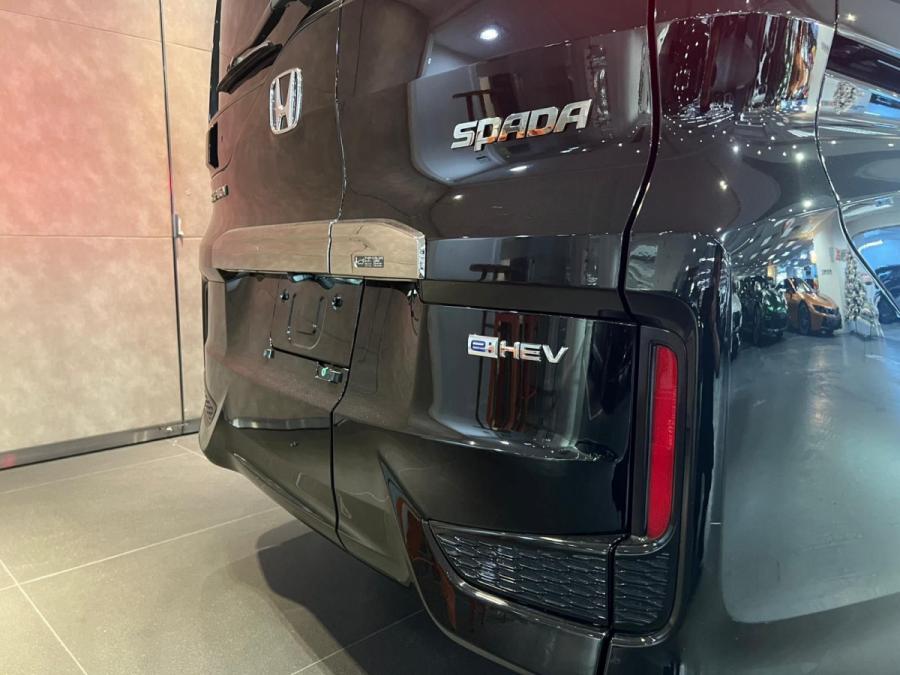 STEPWGN Spada EX e:HEV B.S. - Image 8