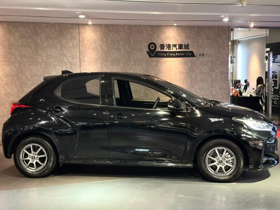 YARIS HYBRID - Image 3