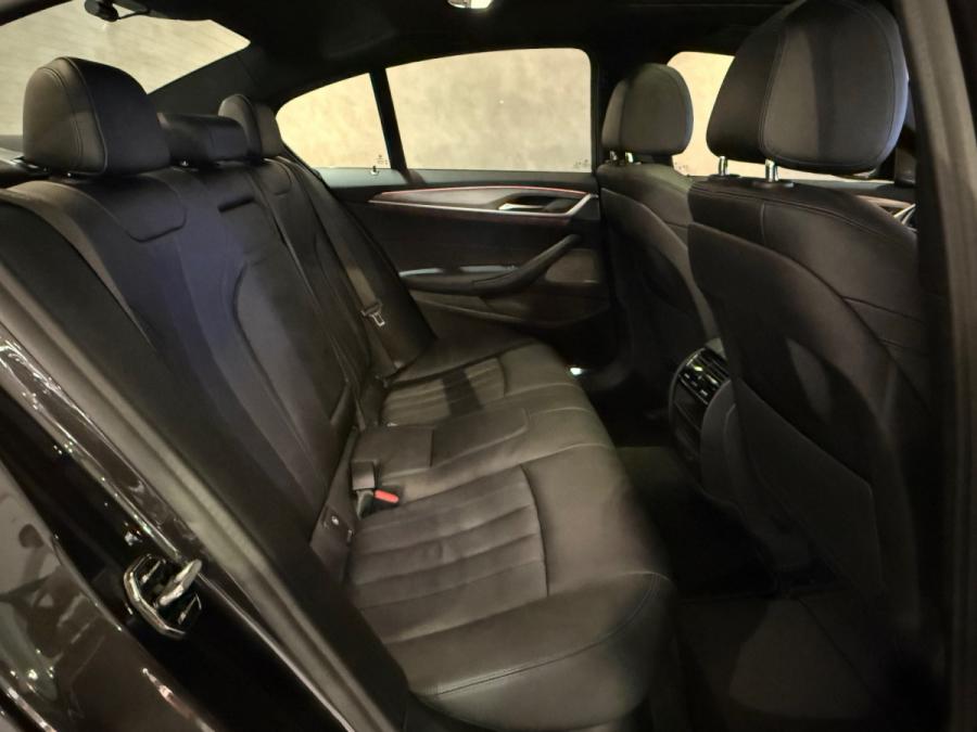 520i M Sport - Image 7