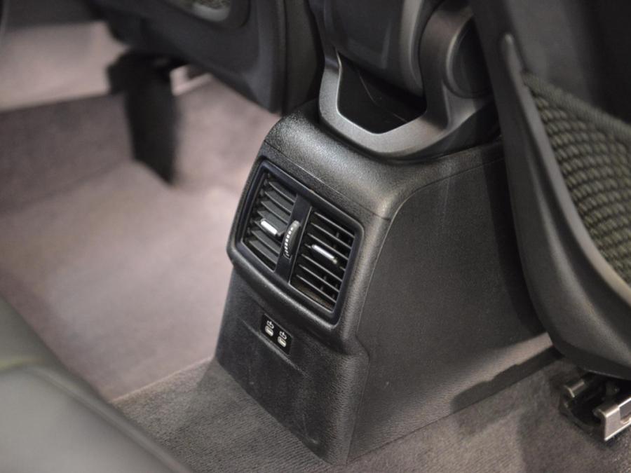 X1 SDRIVE 18IA M SPORT F48 - Image 16