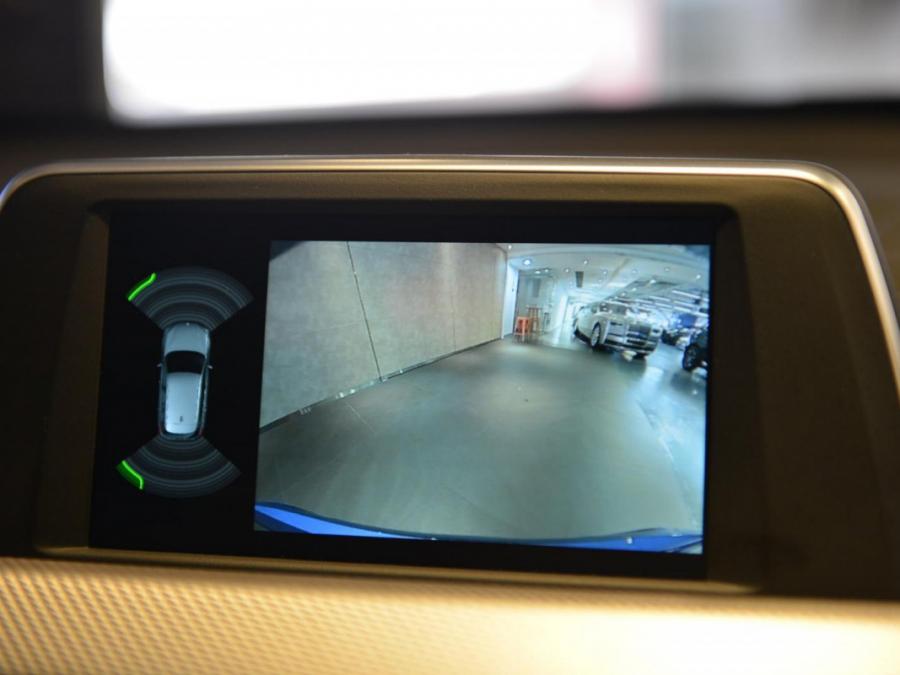 X1 SDRIVE 18IA M SPORT F48 - Image 18