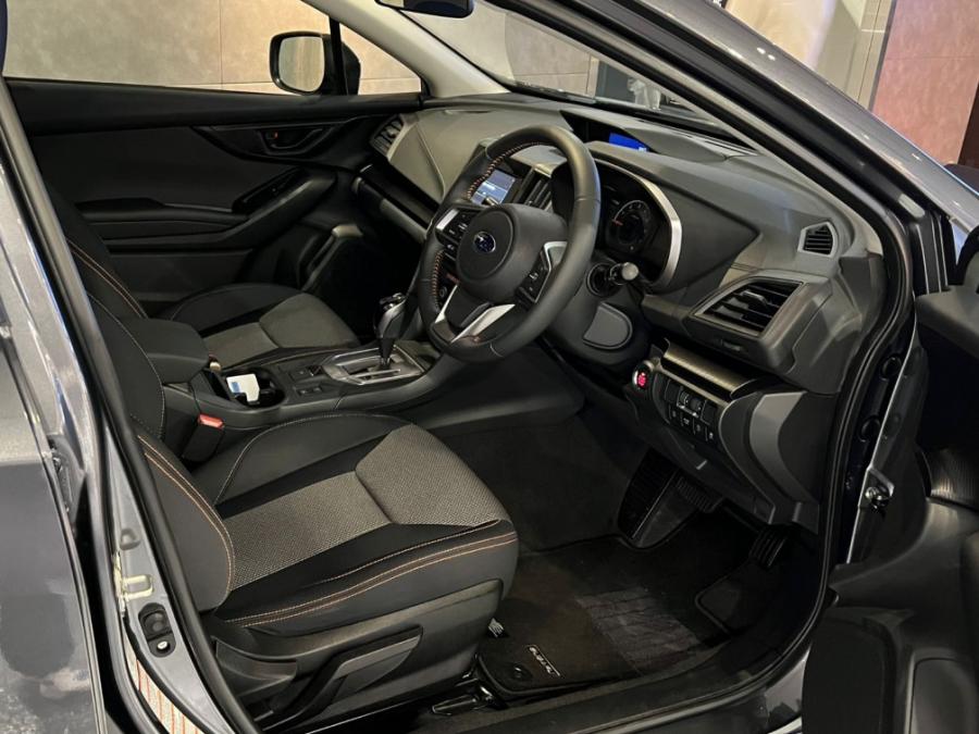 XV 2.0I AWD CVT - Image 2