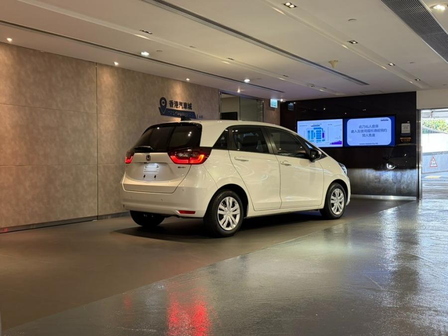 FIT e:HEV  GR3 - Image 3