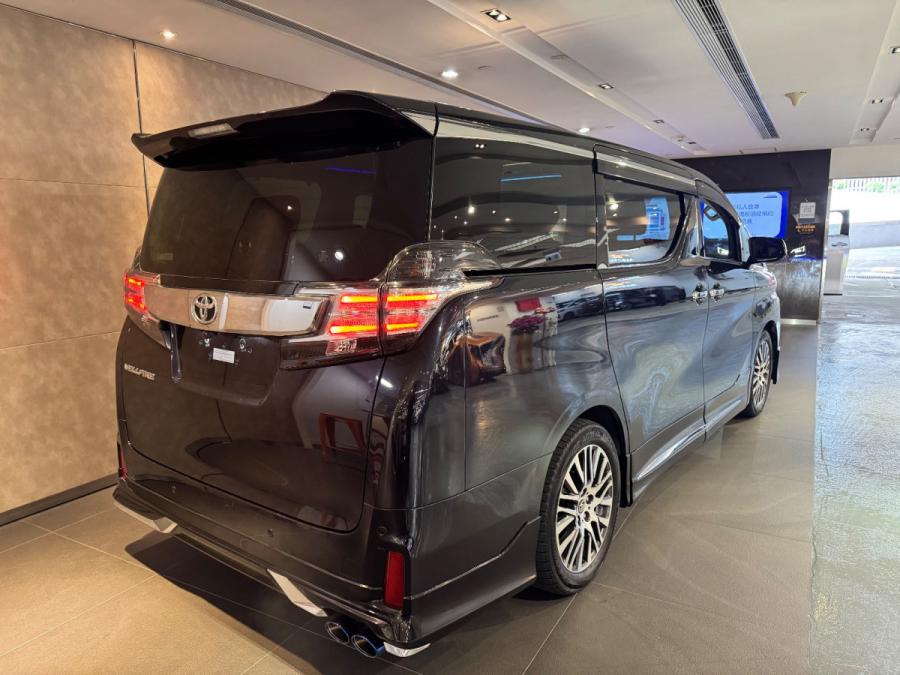 VELLFIRE 2.4 ZG - Image 3