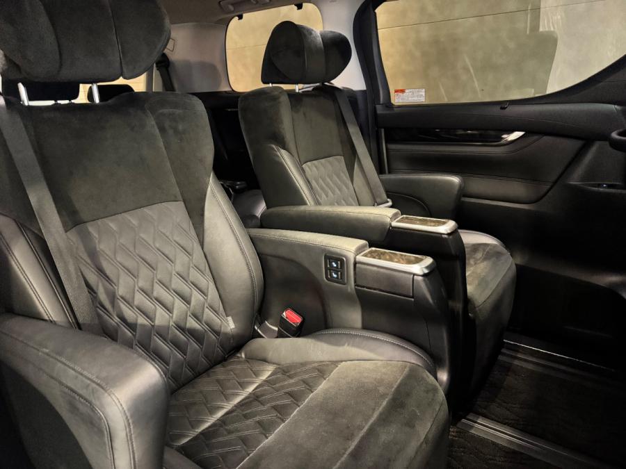 VELLFIRE 2.4 ZG - Image 5