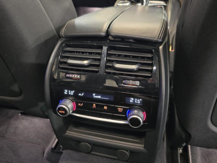 630IA GRAN TURISMO LUXURY - Image 11