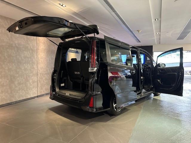 行貨 NOAH DELUXE FACELIFT包圍豪華版 - Image 3