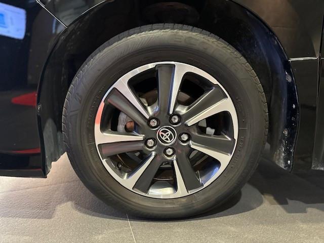 行貨 NOAH DELUXE FACELIFT包圍豪華版 - Image 13