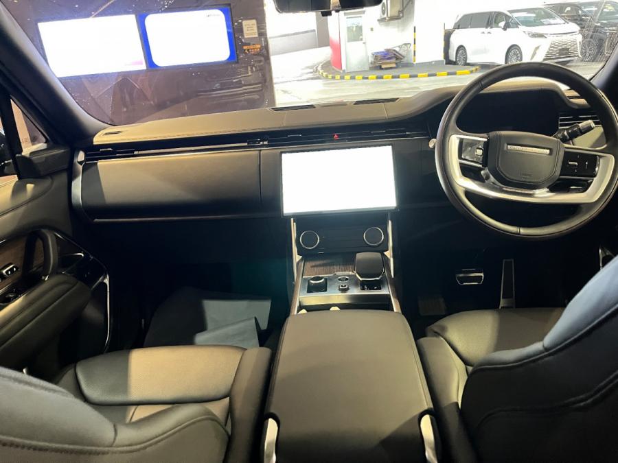 RANGE ROVER P510E 3.0 - Image 5