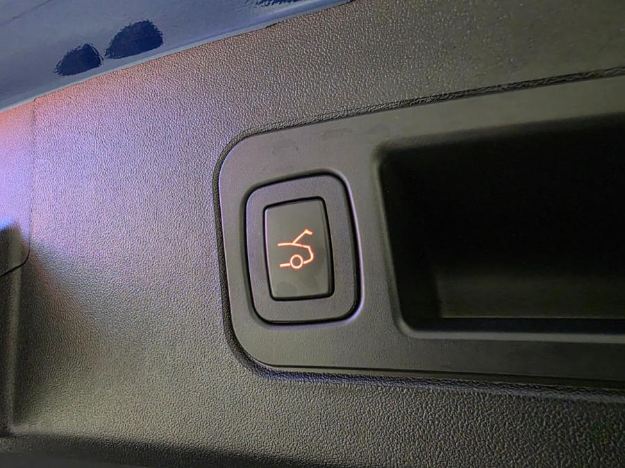 Model S 90D - Image 9