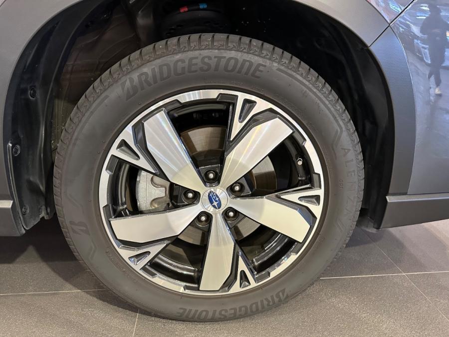 Forester 2.0i S Eyesight  Hybird - Image 4