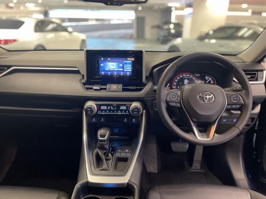 RAV 4 (Deluxe) - Image 7