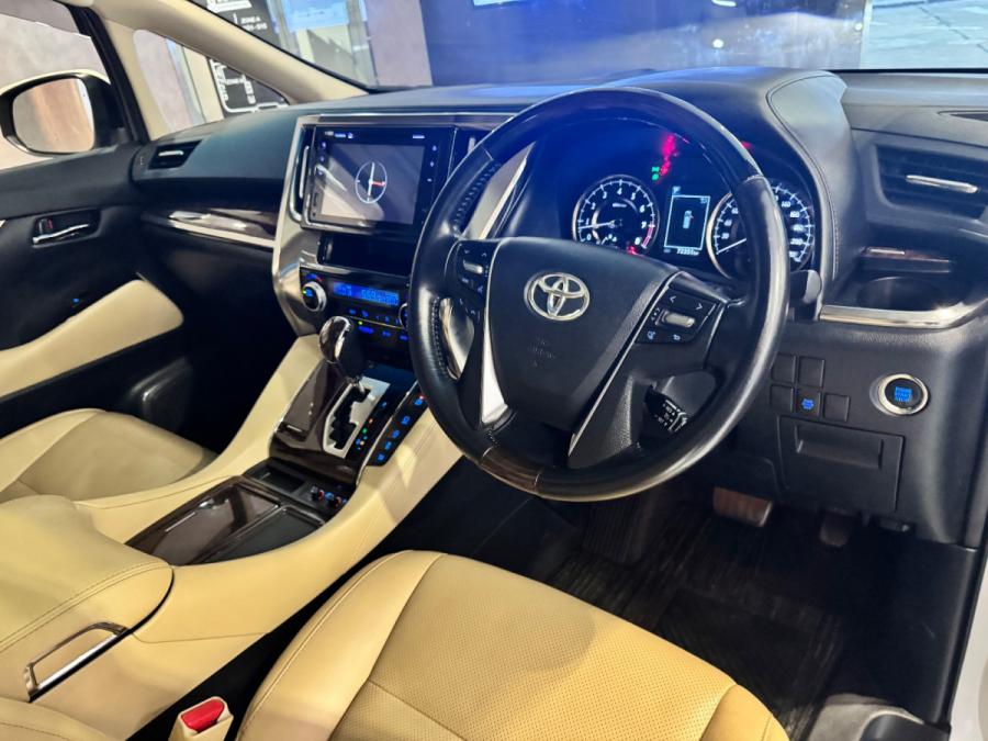 ALPHARD 3.5 GF - Image 4