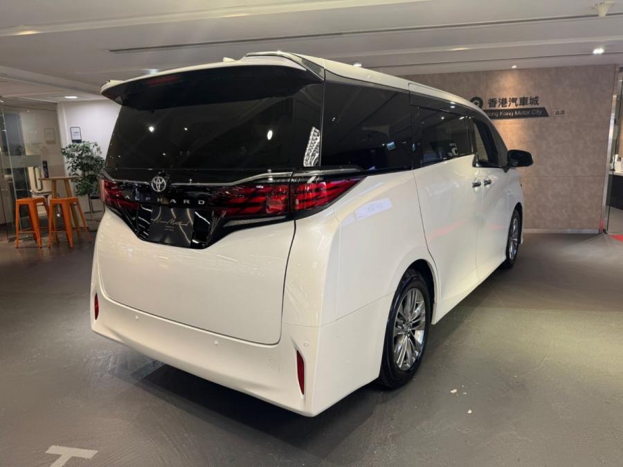 Alphard 2.5 Z - Image 2