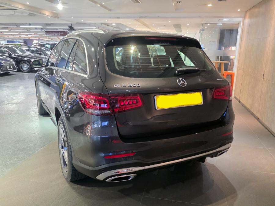 GLC 300 4MATIC FACELIFT - Image 3