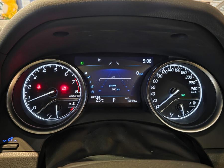 CAMRY 2.5 DELUXE L - Image 10