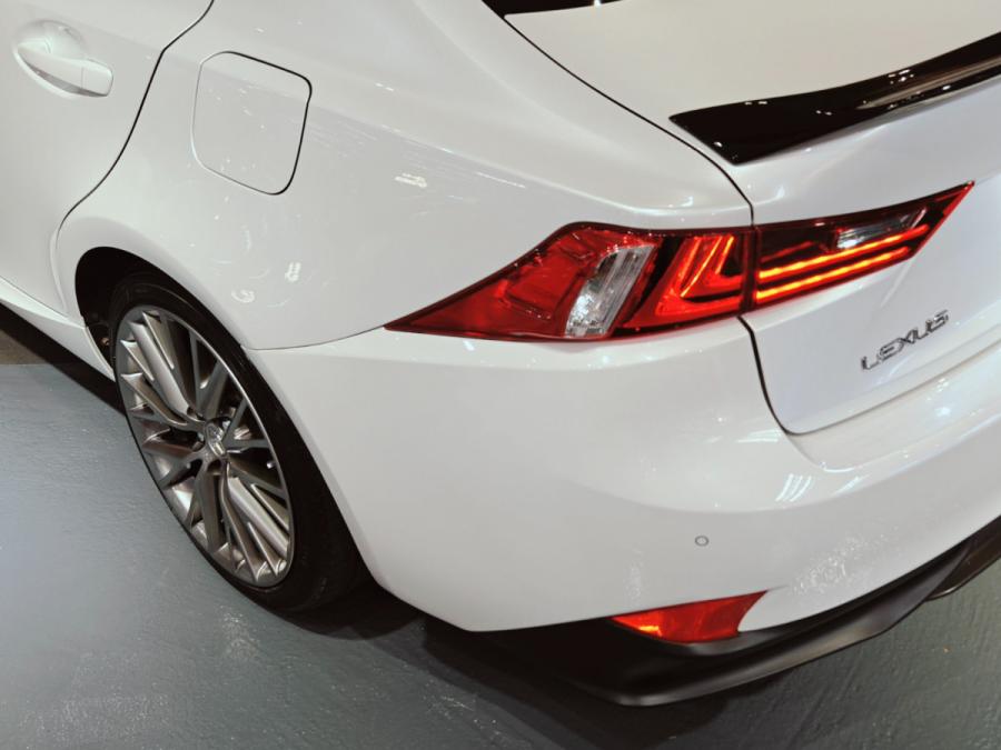 IS300H Version L - Image 20