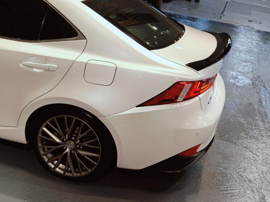 IS300H Version L - Image 17