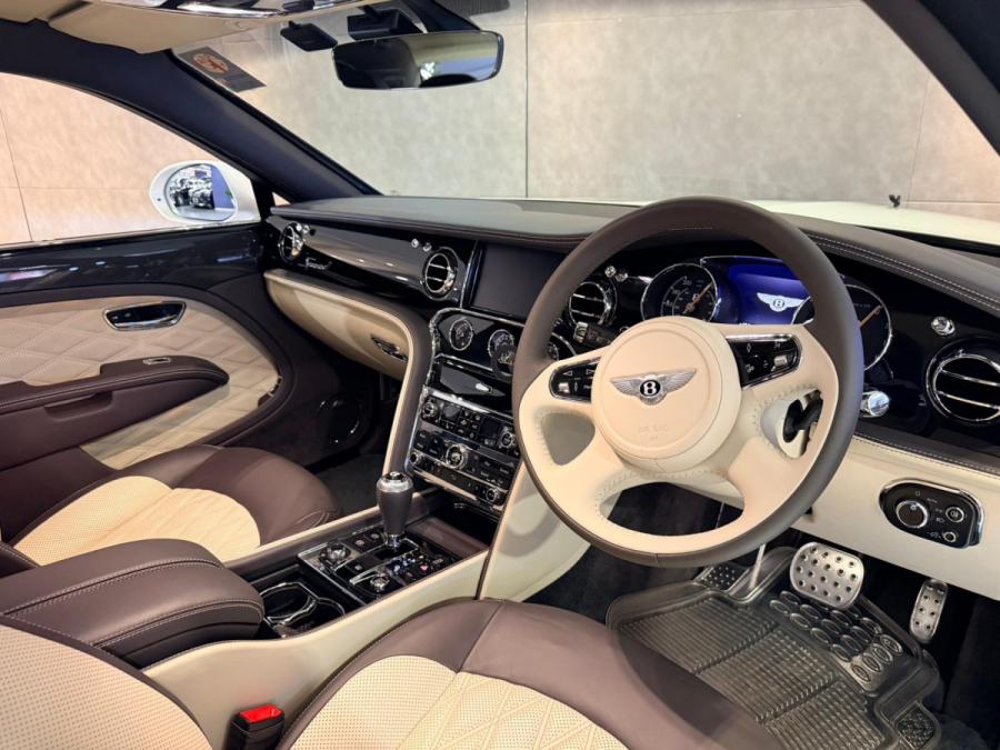 MULSANNE SPEED V8 AUTO - Image 3