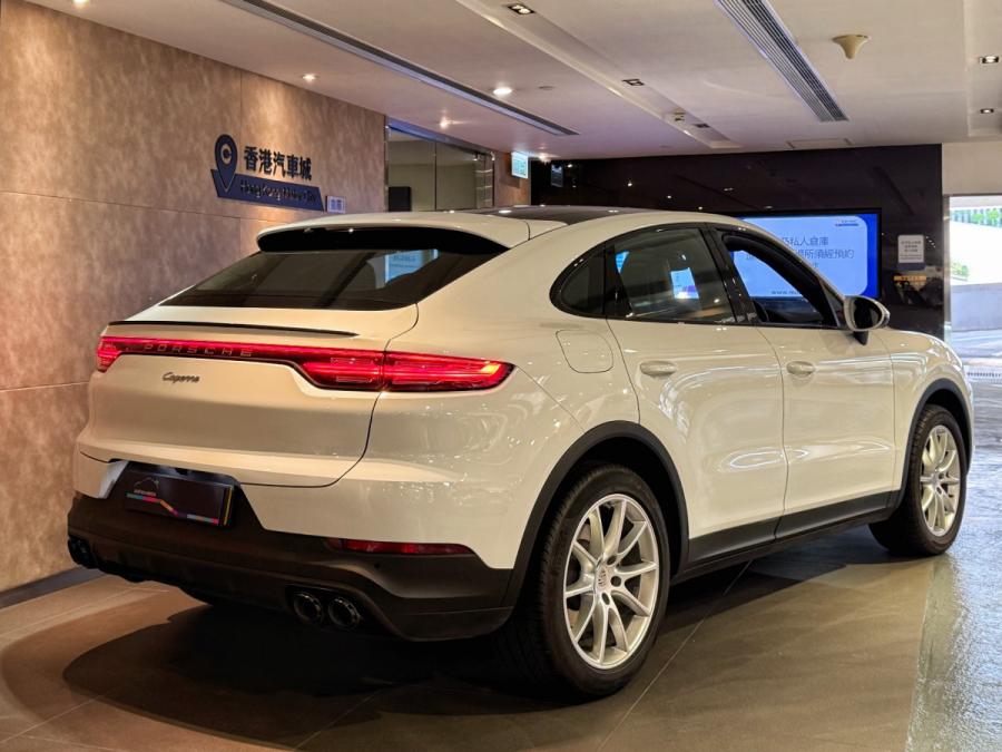 CAYENNE COUPE - Image 2