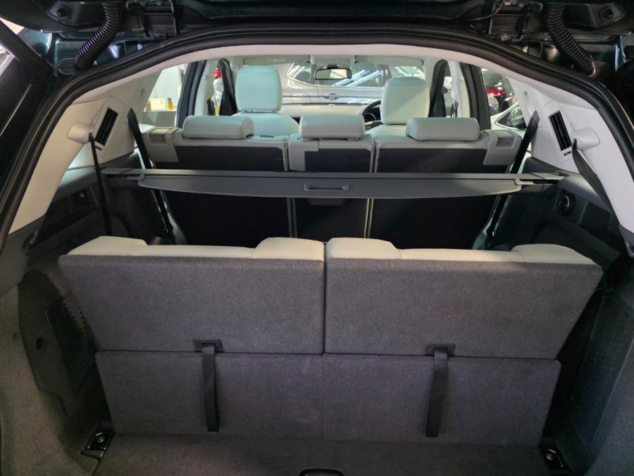 Discovery Sport SE 7S - Image 10