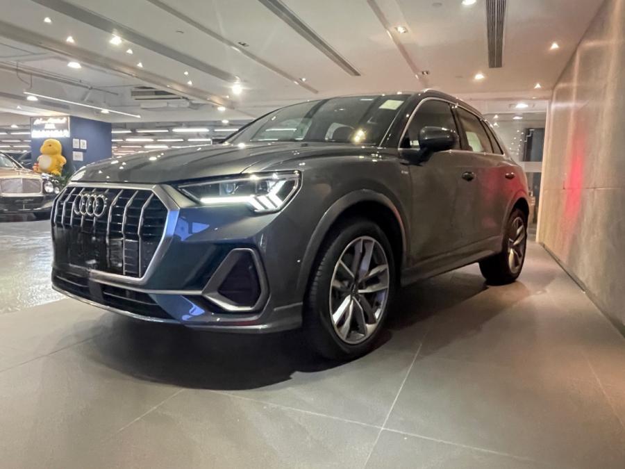 Q3 45 Quattro (S Line) - Image 2