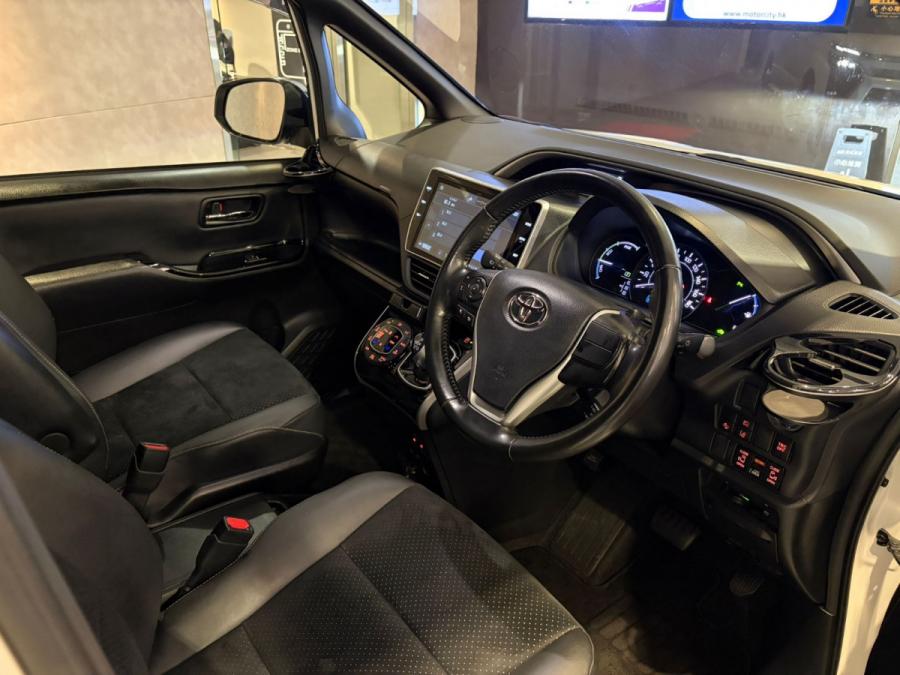 VOXY ZS 煌III HYBRID - Image 3