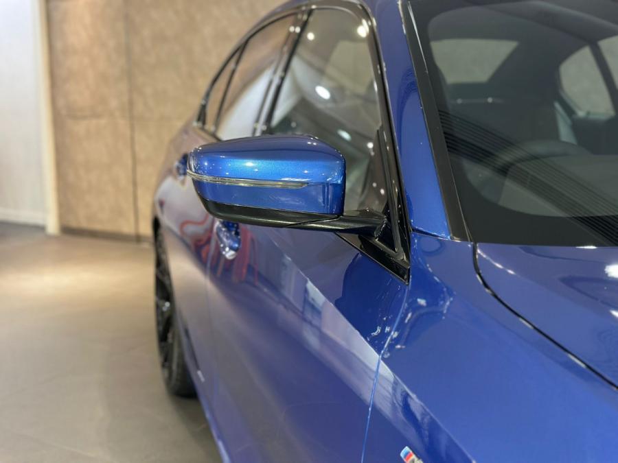 330IA SALOON M SPORT EDITION - Image 3