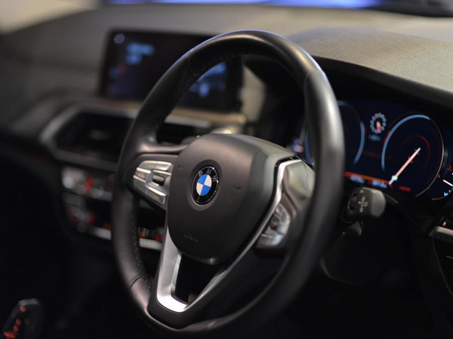 X3 SDRIVE20iA XLINE G01 - Image 4