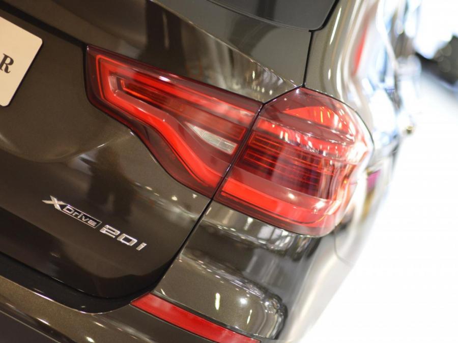 X3 SDRIVE20iA XLINE G01 - Image 2