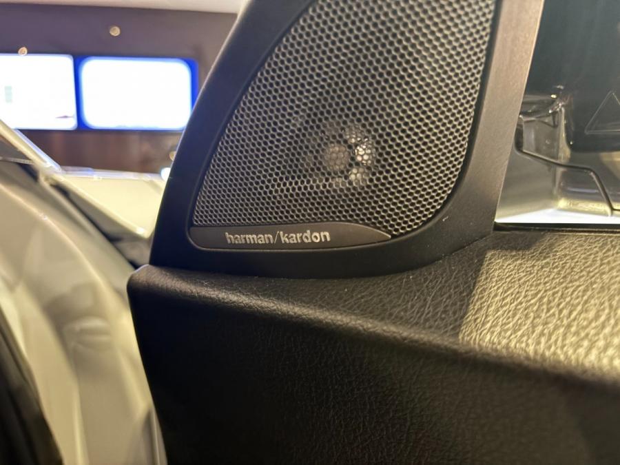 M2 COMPETITION - Image 9