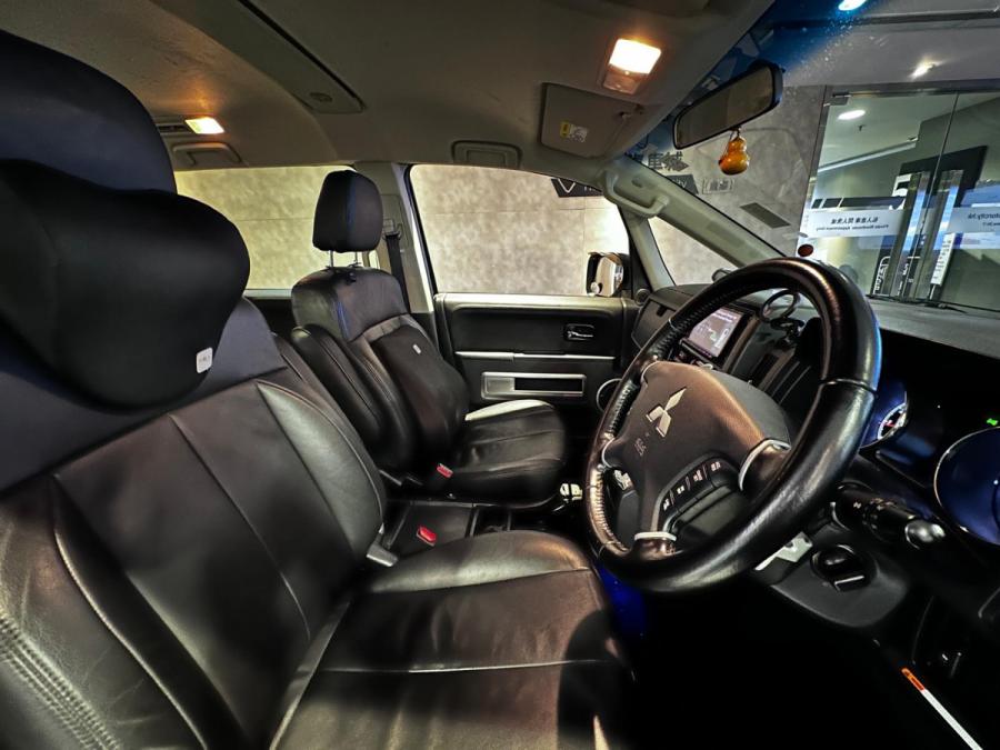 Delica  AWD - Image 6