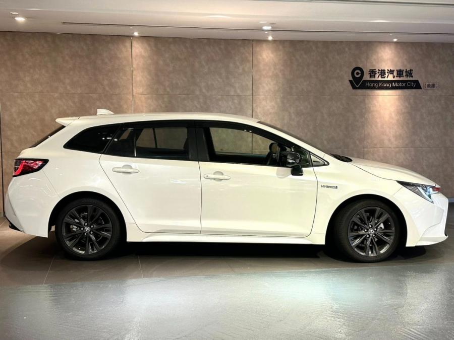 COROLLA TOUING HYRBID WXB - Image 3