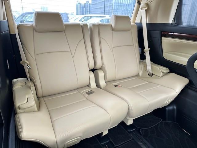 VELLFIRE 3.5 WELCAB原廠愛心輪椅座 - Image 6