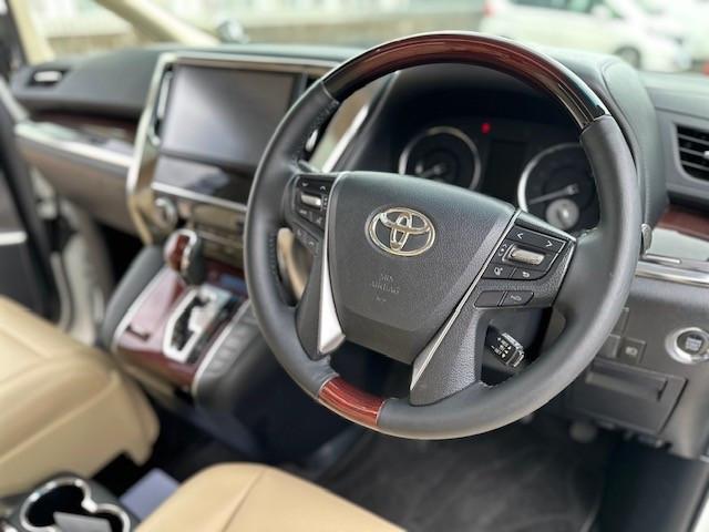 VELLFIRE 3.5 WELCAB原廠愛心輪椅座 - Image 9